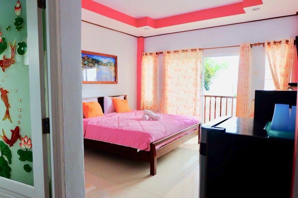 Samed Thanee Koh Samet Luaran gambar